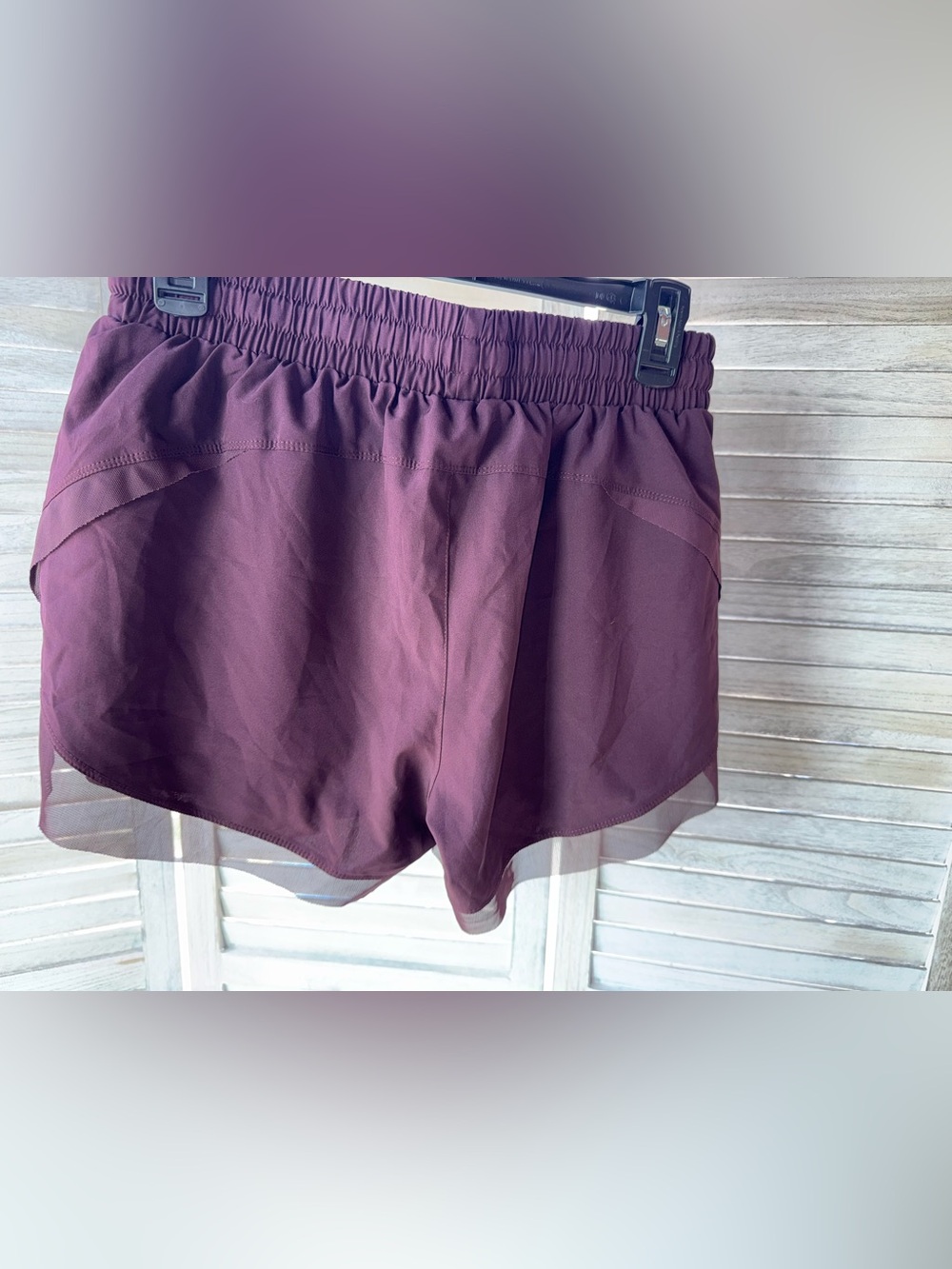 NWT Medium HALARA Burgundy Athletic Shorts with Drawstring - Picture 2 of 3